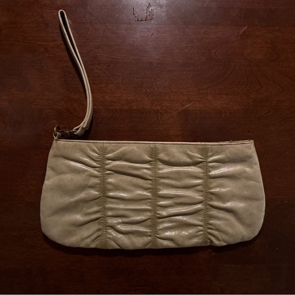 HOBO Handbags - HOBO Soft Leather Wristlet Clutch – Taupe/Greige – Ruched Leather – Zip Top